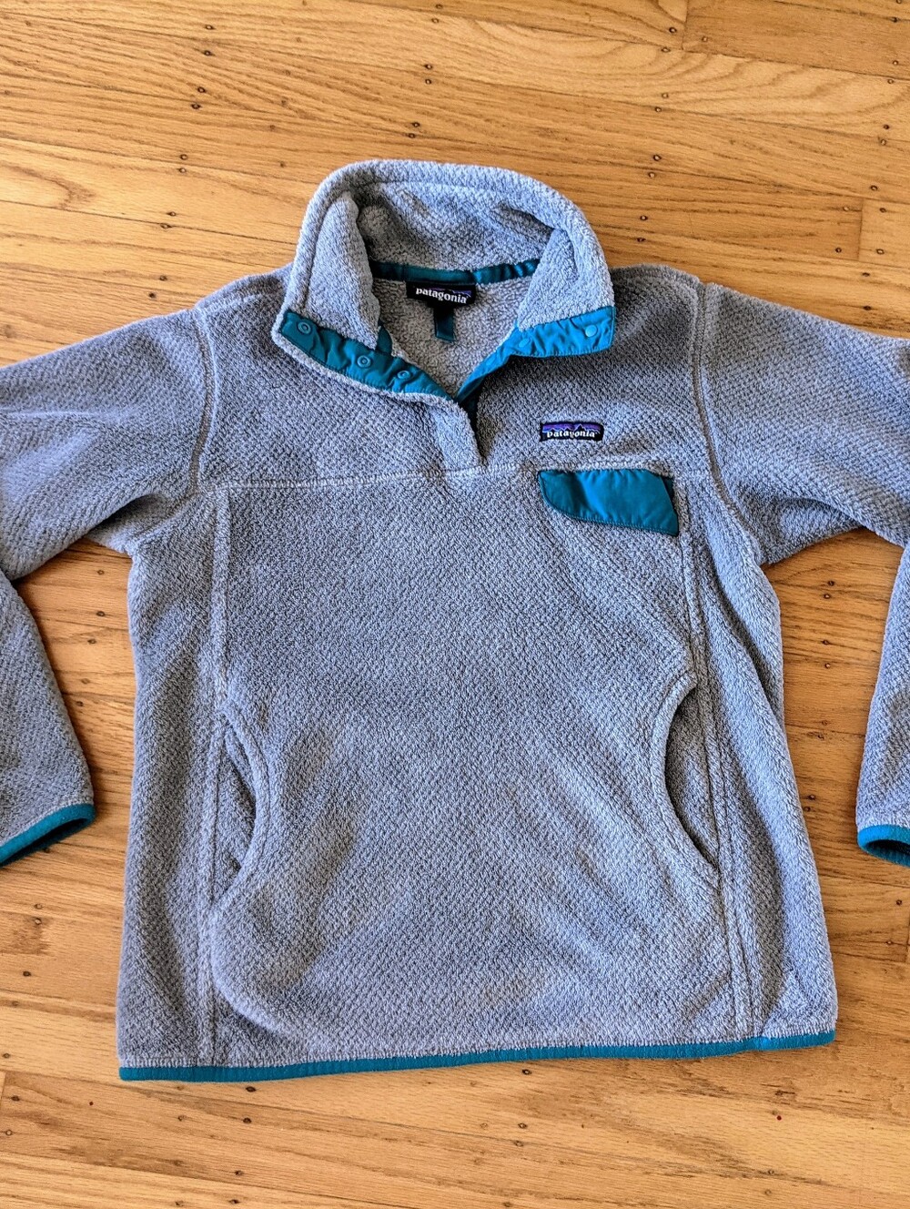 Patagonia Retool Snap Fleece Women's Size Medium Light Gray